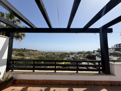 3 Bedroom Semi-Detached House in Santa Clara - Image 5