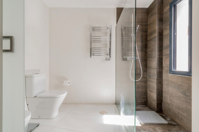 2 Bedroom Penthouse in Puerto de Cabopino - Image 5