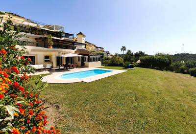 3 Bedroom Ground Floor Apartment in San Roque Club