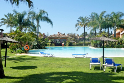 2 Bedroom Penthouse Duplex in Guadalmina Baja - Image 2