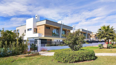 5 Bedroom Semi-Detached House in Puerto Banús - Image 2