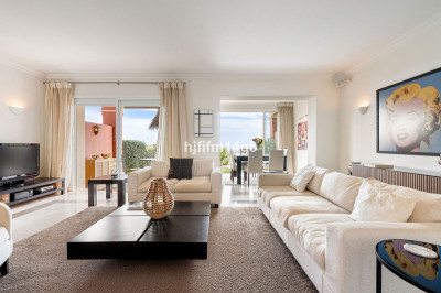 3 Bedroom Townhouse in La Quinta - Image 4