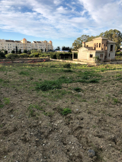 Residential Plot in Selwo