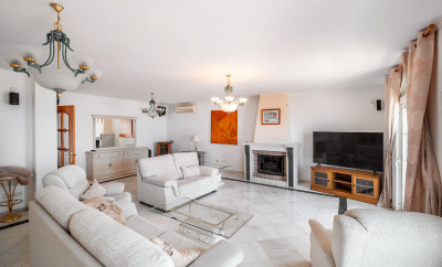 5 Bedroom Detached Villa in Benalmadena - Image 5
