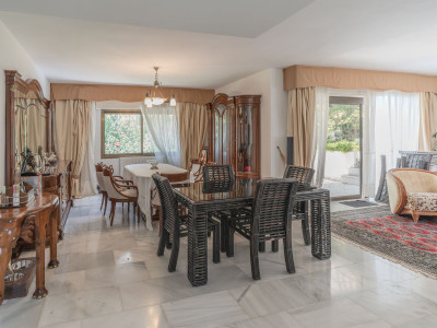 4 Bedroom Penthouse Duplex in The Golden Mile - Image 3