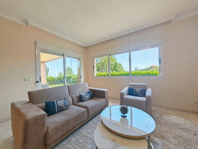 2 Bedroom Ground Floor Apartment in La Mairena - Image 3