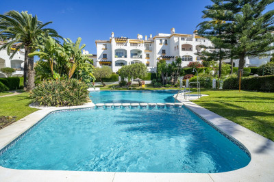 3 Bedroom Ground Floor Apartment in Nueva Andalucía - Image 1