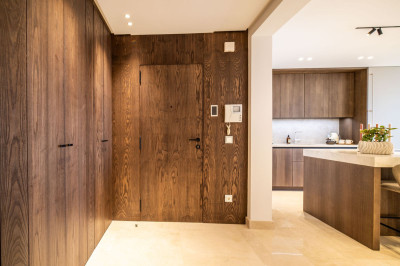 3 Bedroom Penthouse in Benahavís - Image 4