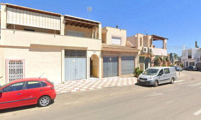 3 Bedroom Middle Floor Apartment in Cancelada - Image 3
