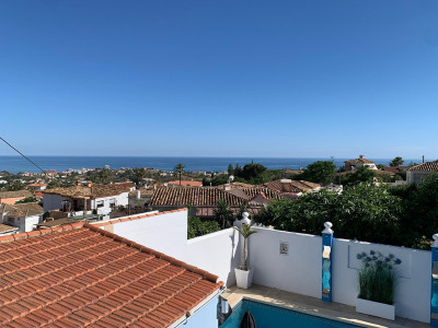 4 Bedroom Detached Villa in Benalmadena - Image 4