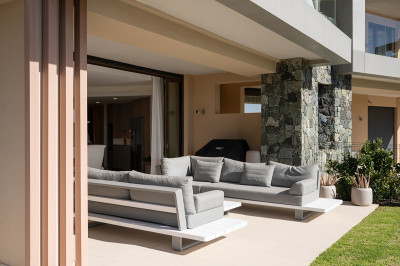 3 Bedroom Ground Floor Apartment in Benahavís - Image 5