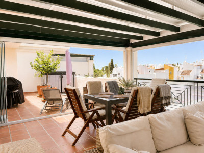 2 Bedroom Top Floor Apartment in Nueva Andalucía