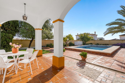 5 Bedroom Detached Villa in Arroyo de la Miel - Image 4