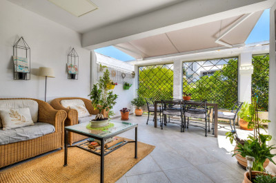 1 Bedroom Ground Floor Apartment in La Cala de Mijas - Image 2