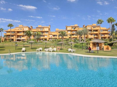3 Bedroom Ground Floor Apartment in La Duquesa - Image 1