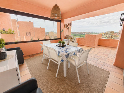 3 Bedroom Middle Floor Apartment in La Duquesa
