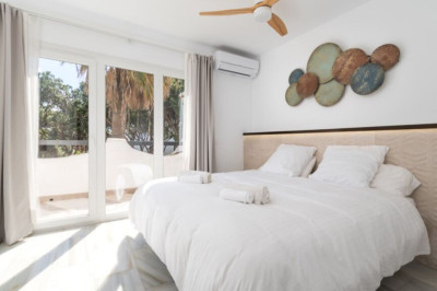 2 Bedroom Townhouse in Calahonda - Image 4