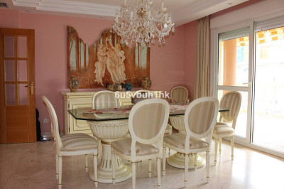 3 Bedroom Middle Floor Apartment in Manilva - Image 2