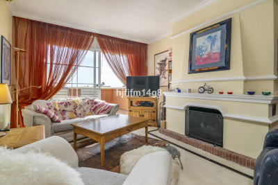 3 Bedroom Penthouse Duplex in Nueva Andalucía - Image 4