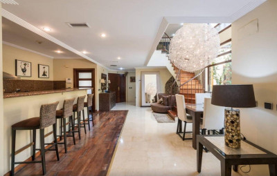 3 Bedroom Bungalow in Puerto Banús - Image 3