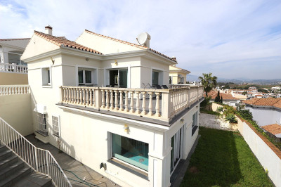 3 Bedroom Detached Villa in Cerros del Aguila - Image 1