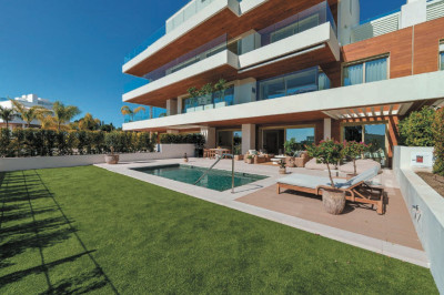 4 Bedroom Ground Floor Apartment in The Golden Mile