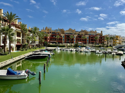 3 Bedroom Middle Floor Apartment in Sotogrande Puerto