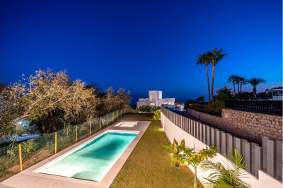4 Bedroom Detached Villa in La Capellania - Image 4