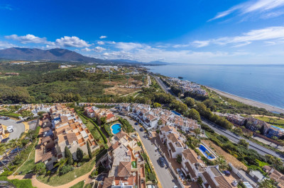 3 Bedroom Penthouse Duplex in Casares Playa - Image 2