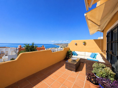 3 Bedroom Penthouse Duplex in Casares Playa - Image 4