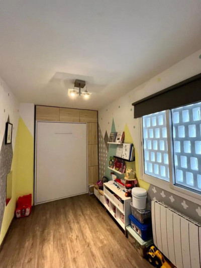 3 Bedroom Middle Floor Apartment in Marbella - Image 4