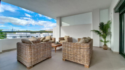 3 Bedroom Middle Floor Apartment in Casares - Image 4
