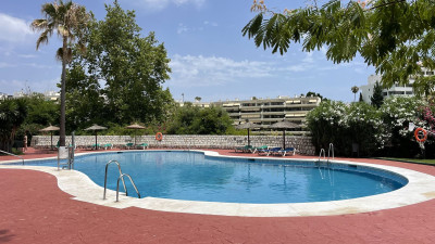 3 Bedroom Top Floor Apartment in Guadalmina Alta - Image 2