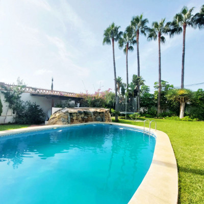 8 Bedroom Detached Villa in Benalmadena Costa - Image 3