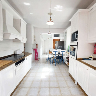 8 Bedroom Detached Villa in Benalmadena Costa - Image 4