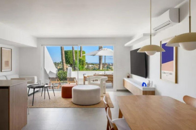 3 Bedroom Duplex in Diana Park - Image 1