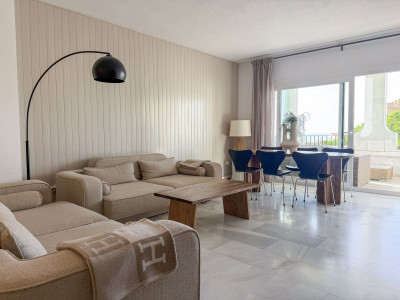 3 Bedroom Middle Floor Apartment in Cabopino - Image 2