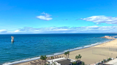 3 Bedroom Middle Floor Apartment in Marbella - Image 2