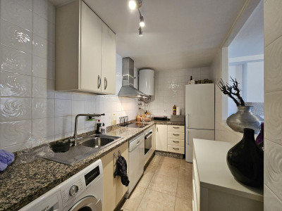 2 Bedroom Ground Floor Apartment in Manilva - Image 3