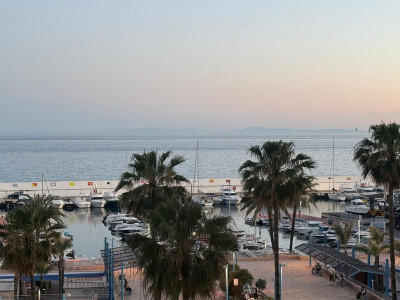 2 Bedroom Middle Floor Apartment in Marbella - Image 1