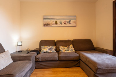 3 Bedroom Middle Floor Apartment in Benalmadena - Image 4