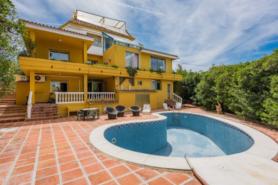 9 Bedroom Detached Villa in El Rosario