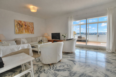 2 Bedroom Penthouse in La Cala de Mijas - Image 3