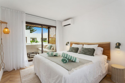 1 Bedroom Top Floor Apartment in New Golden Mile - Image 2