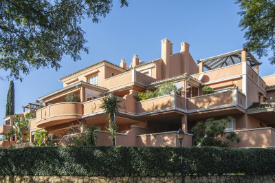 3 Bedroom Middle Floor Apartment in Nueva Andalucía