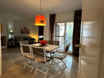 3 Bedroom Middle Floor Apartment in Nueva Andalucía - Image 3