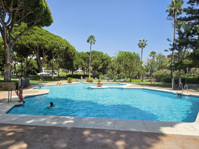 2 Bedroom Ground Floor Apartment in Puerto Banús - Image 1