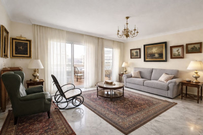 3 Bedroom Middle Floor Apartment in Marbella - Image 5