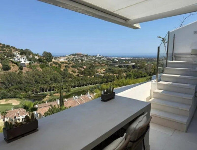 2 Bedroom Penthouse Duplex in La Quinta - Image 5