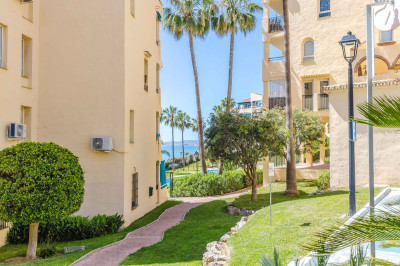 3 Bedroom Middle Floor Apartment in Benalmadena - Image 5